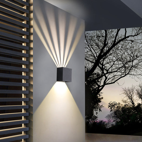 Outdoor Rainproof Wall Lamp