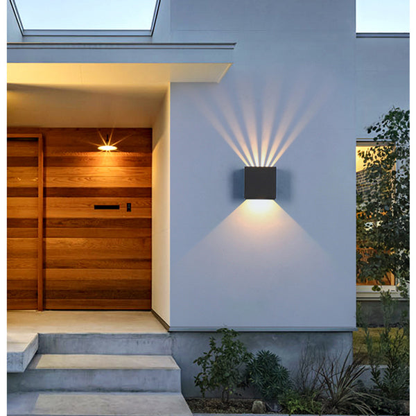 Outdoor Rainproof Wall Lamp